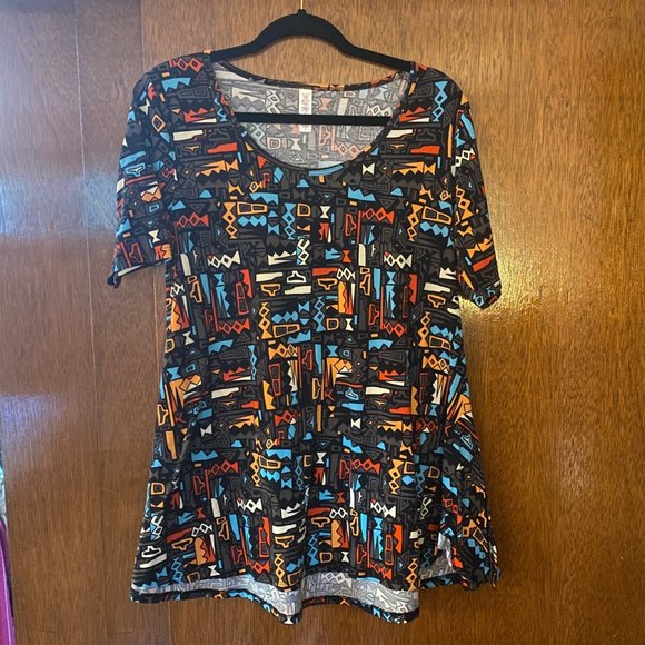 Lularoe Perfect T - Picture 1 of 3